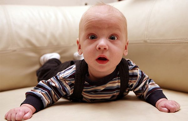 9 aylık bebek neler yapabilir?