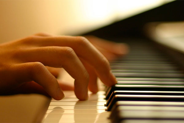 Müzik eşliğinde kanser tedavisi Müzik eşliğinde kanser tedavisi